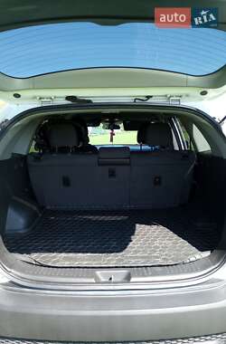 Позашляховик / Кросовер Kia Sorento 2010 в 