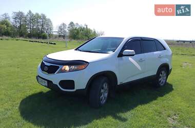 Позашляховик / Кросовер Kia Sorento 2010 в 