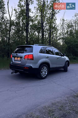 Позашляховик / Кросовер Kia Sorento 2012 в 