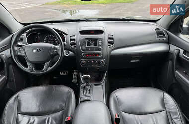 Внедорожник / Кроссовер Kia Sorento 2013 в 