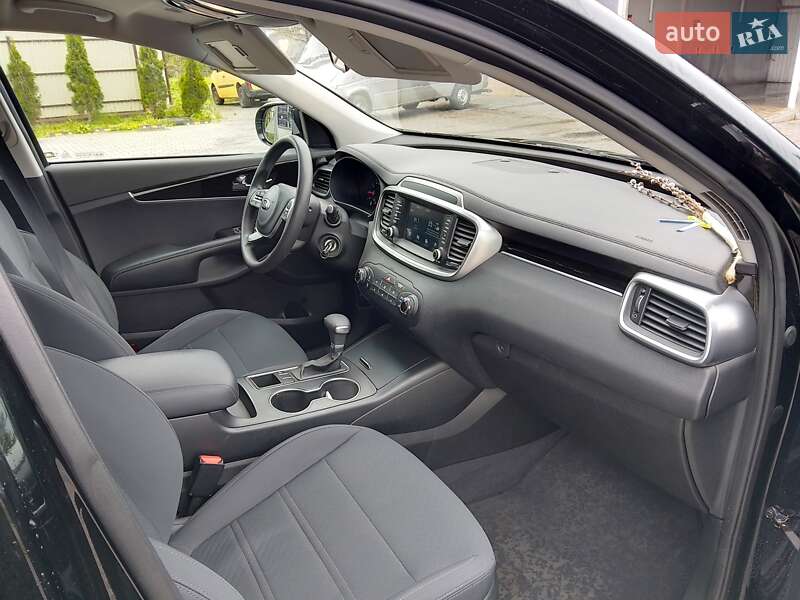 Внедорожник / Кроссовер Kia Sorento 2019 в Дрогобыче фото 14 Внедорожник / Кроссовер Kia Sorento 2019 в Дрогобыче