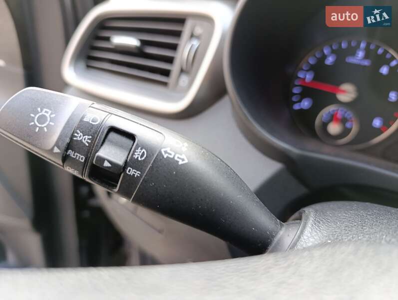 Внедорожник / Кроссовер Kia Sorento 2015 в Николаеве