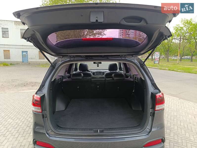 Внедорожник / Кроссовер Kia Sorento 2015 в Николаеве