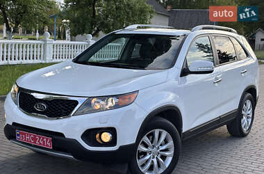 Внедорожник / Кроссовер Kia Sorento 2011 в 