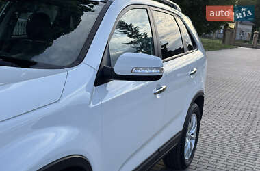 Внедорожник / Кроссовер Kia Sorento 2011 в 