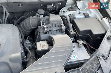 Внедорожник / Кроссовер Kia Sorento 2011 в 