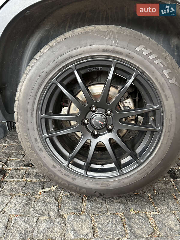 Позашляховик / Кросовер Kia Sorento 2012 в Києві