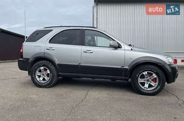 Позашляховик / Кросовер Kia Sorento 2005 в 