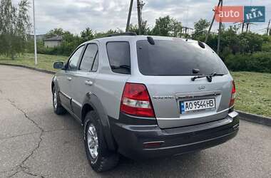 Позашляховик / Кросовер Kia Sorento 2005 в 