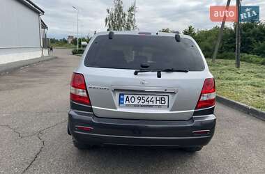 Позашляховик / Кросовер Kia Sorento 2005 в 