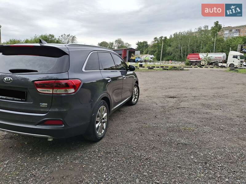 Внедорожник / Кроссовер Kia Sorento 2016 в Полтаве