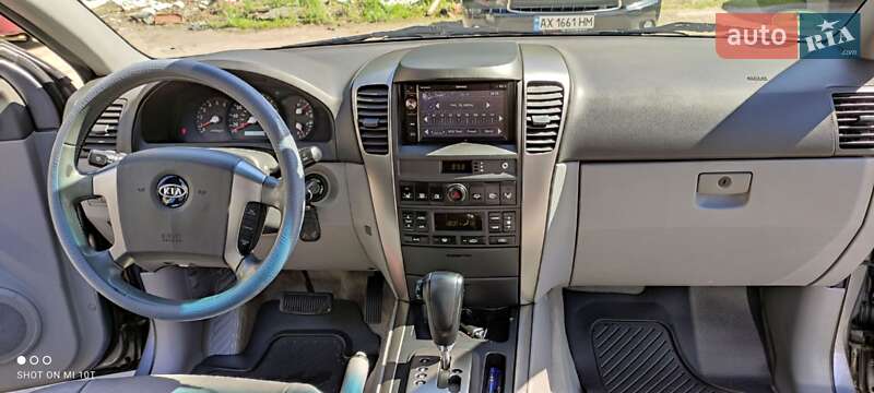 Внедорожник / Кроссовер Kia Sorento 2006 в 