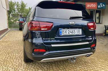 Внедорожник / Кроссовер Kia Sorento 2019 в 