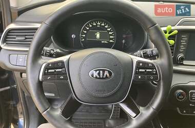 Внедорожник / Кроссовер Kia Sorento 2019 в 