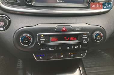 Внедорожник / Кроссовер Kia Sorento 2019 в 