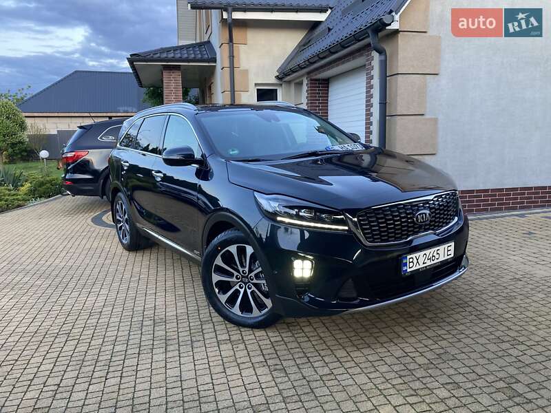 Внедорожник / Кроссовер Kia Sorento 2019 в 
