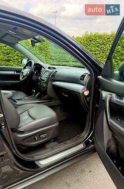 Внедорожник / Кроссовер Kia Sorento 2014 в 