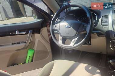Внедорожник / Кроссовер Kia Sorento 2013 в 