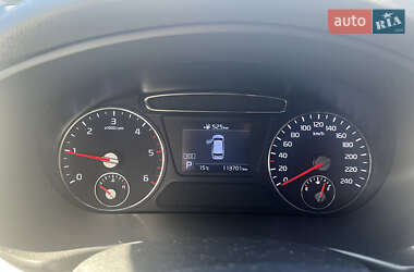 Позашляховик / Кросовер Kia Sorento 2018 в 