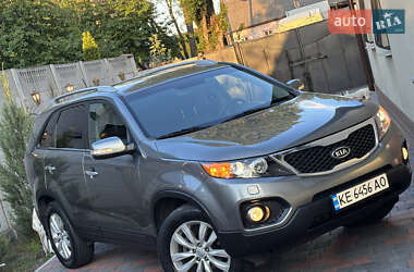 Позашляховик / Кросовер Kia Sorento 2012 в 