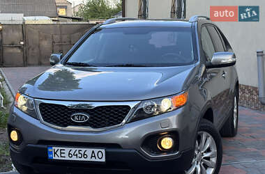 Позашляховик / Кросовер Kia Sorento 2012 в 