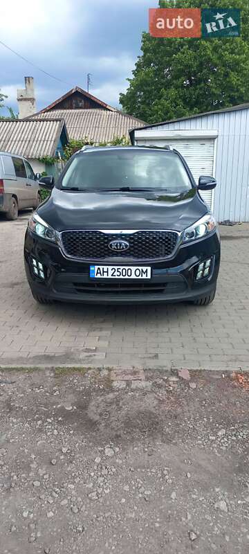 Позашляховик / Кросовер Kia Sorento 2015 в 