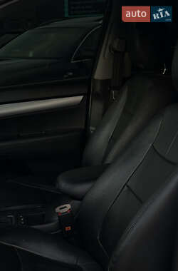Позашляховик / Кросовер Kia Sorento 2012 в 