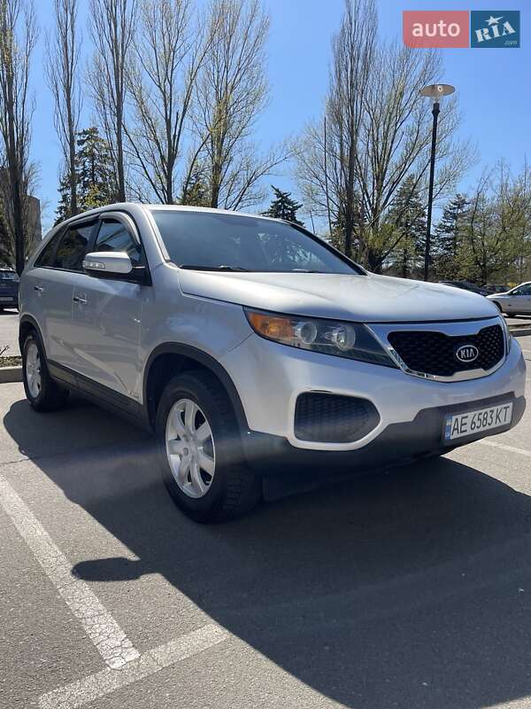 Позашляховик / Кросовер Kia Sorento 2010 в Кривому Розі
