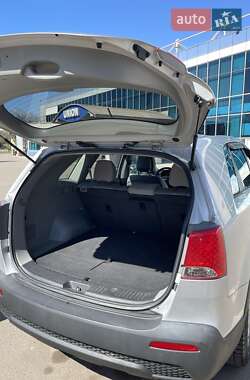 Внедорожник / Кроссовер Kia Sorento 2010 в 