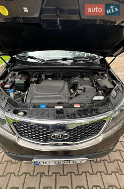 Внедорожник / Кроссовер Kia Sorento 2010 в 