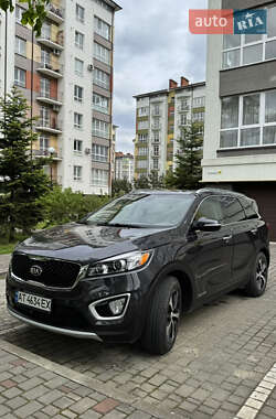 Позашляховик / Кросовер Kia Sorento 2016 в Івано-Франківську