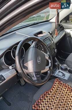 Позашляховик / Кросовер Kia Sorento 2009 в Івано-Франківську
