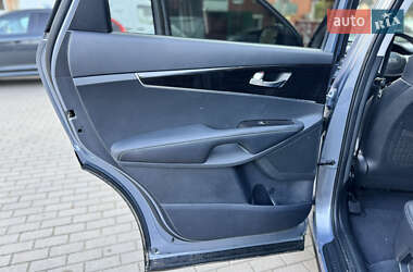 Внедорожник / Кроссовер Kia Sorento 2020 в 