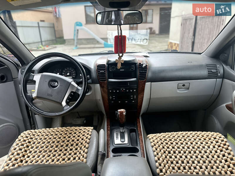 Позашляховик / Кросовер Kia Sorento 2003 в Тячеві