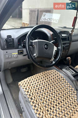 Позашляховик / Кросовер Kia Sorento 2003 в 