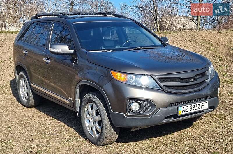 Внедорожник / Кроссовер Kia Sorento 2012 в Днепре