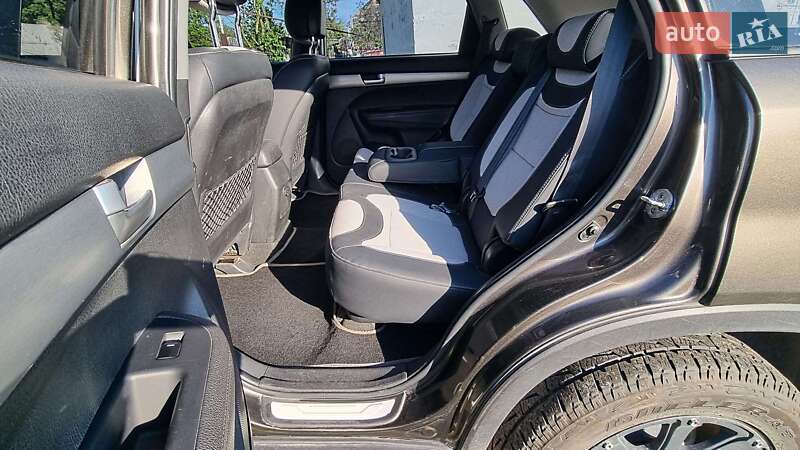 Внедорожник / Кроссовер Kia Sorento 2012 в Днепре