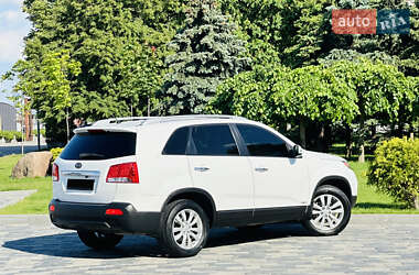 Позашляховик / Кросовер Kia Sorento 2011 в 