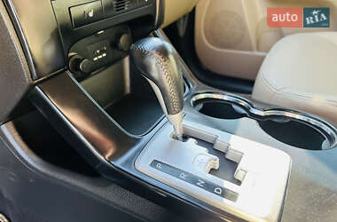 Позашляховик / Кросовер Kia Sorento 2011 в 
