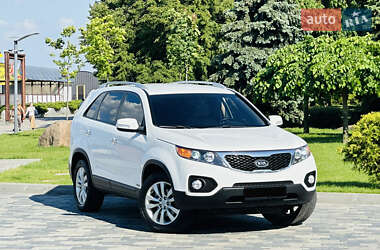Позашляховик / Кросовер Kia Sorento 2011 в 