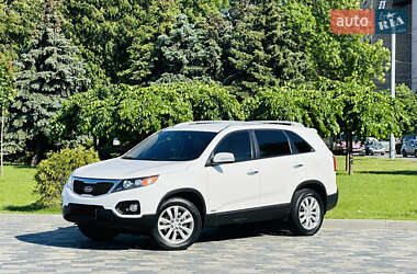 Позашляховик / Кросовер Kia Sorento 2011 в 