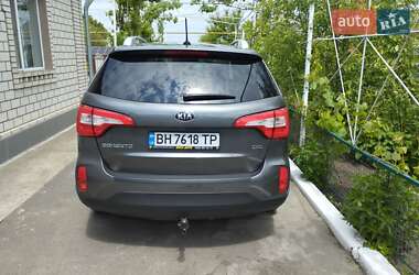 Позашляховик / Кросовер Kia Sorento 2014 в 