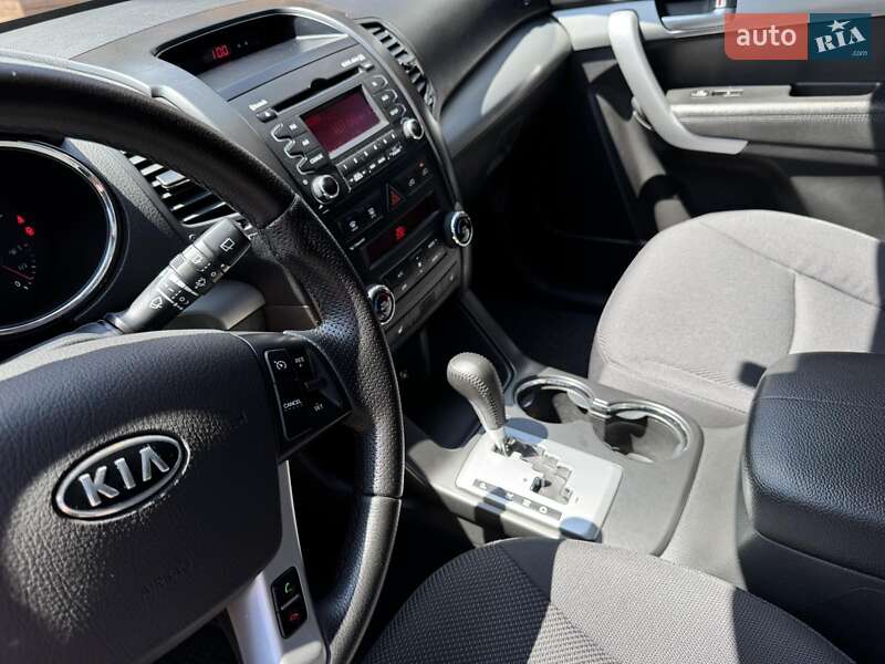 Позашляховик / Кросовер Kia Sorento 2012 в Вінниці