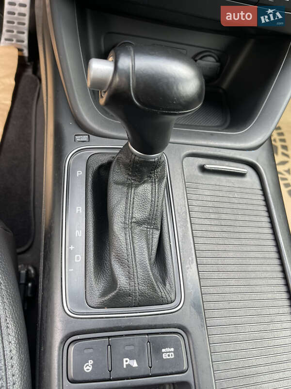 Внедорожник / Кроссовер Kia Sorento 2014 в Луцке