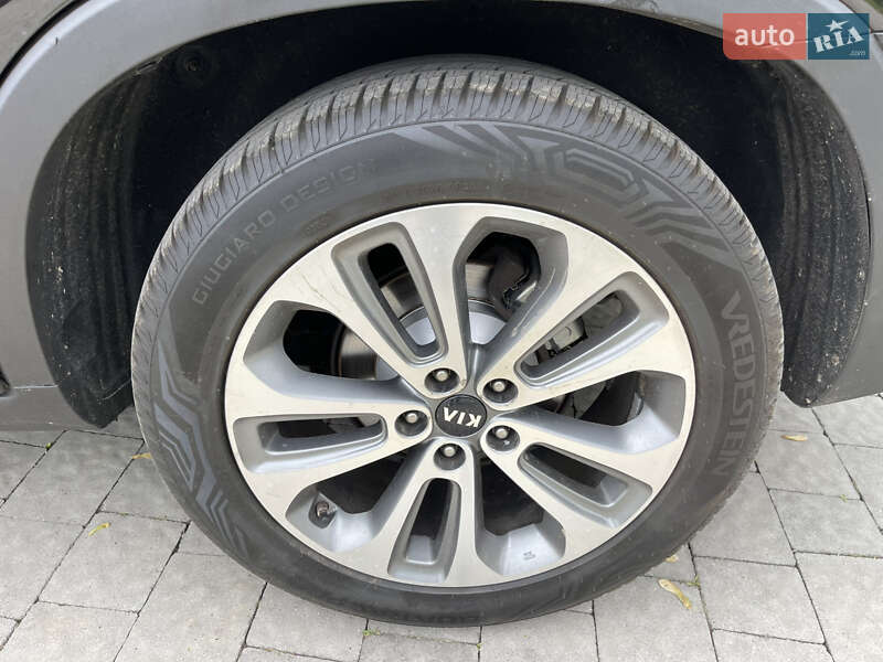 Внедорожник / Кроссовер Kia Sorento 2014 в Луцке