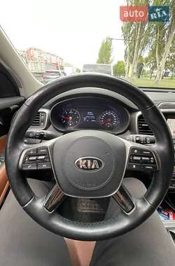 Внедорожник / Кроссовер Kia Sorento 2017 в 