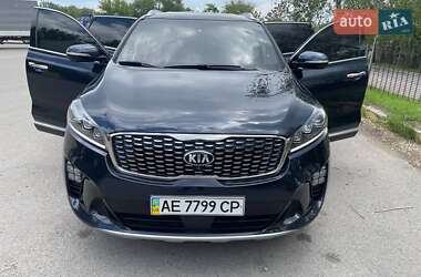 Внедорожник / Кроссовер Kia Sorento 2017 в Днепре