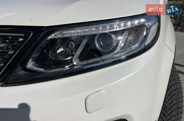 Позашляховик / Кросовер Kia Sorento 2015 в 