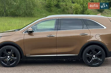Внедорожник / Кроссовер Kia Sorento 2015 в 