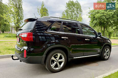 Внедорожник / Кроссовер Kia Sorento 2014 в 